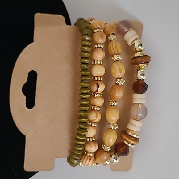 Fashion jewelry Set of 4 bracelets - Picture 2 of 3